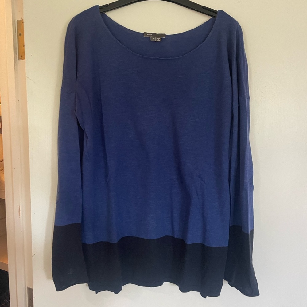Vince Lightweight Sweater in Blue